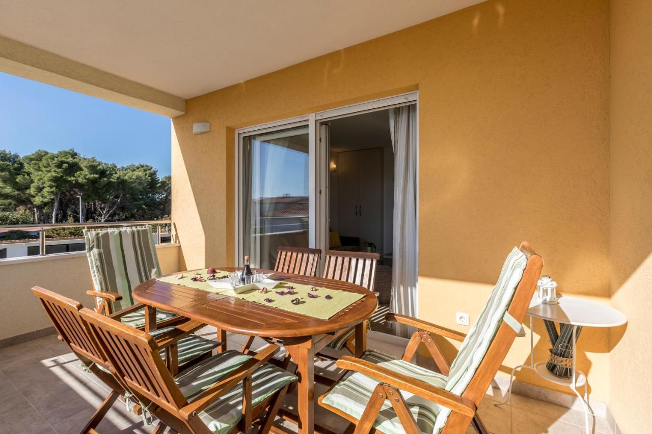 Apart Sa Terasom 250M Od Plaze,Parking,Wi Fi,Rostilj 特罗吉尔 外观 照片