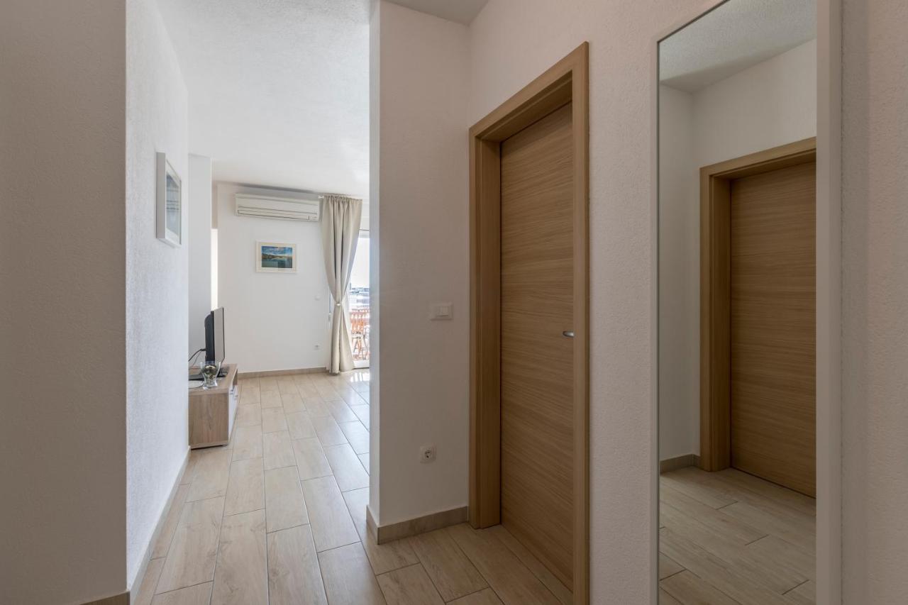 Apart Sa Terasom 250M Od Plaze,Parking,Wi Fi,Rostilj 特罗吉尔 外观 照片
