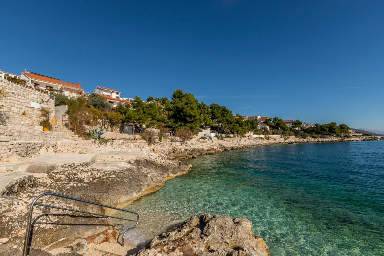 Apart Sa Terasom 250M Od Plaze,Parking,Wi Fi,Rostilj 特罗吉尔 外观 照片