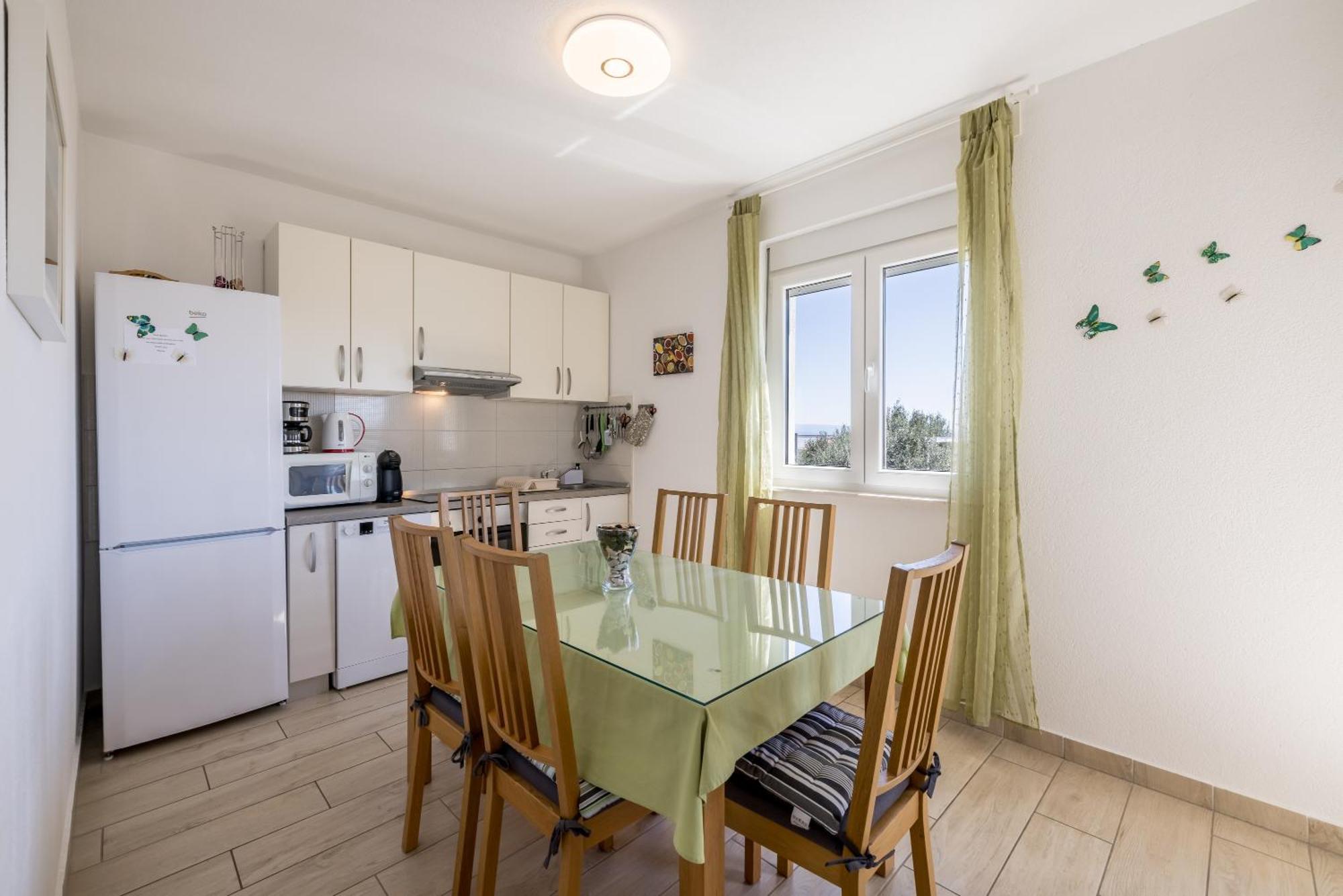 Apart Sa Terasom 250M Od Plaze,Parking,Wi Fi,Rostilj 特罗吉尔 外观 照片